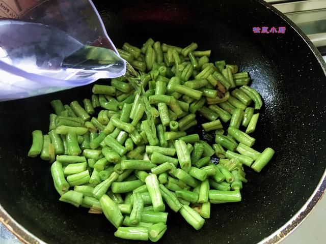  软嫩|炒牛肉又老又柴嚼不动？跟我这样做软嫩爆汁儿，像豆腐一样软