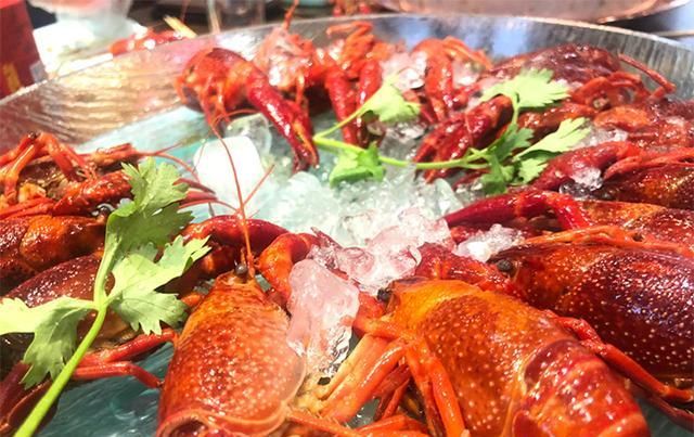  诺马|世冠AG4：3淘汰VG，一诺马可开团仿佛一个战神，赛后全队吃龙虾