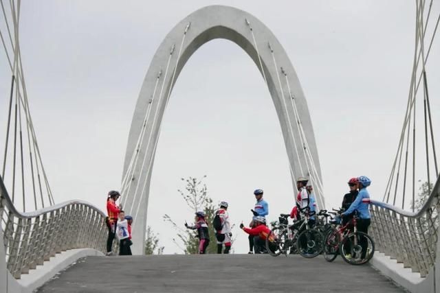  不想|汝南人气爆棚的“网红桥”，想不想来打个卡