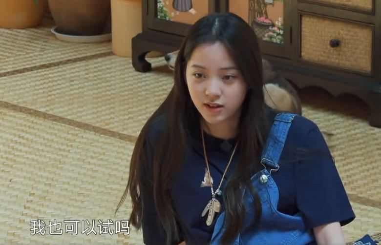  椰子树|《向往的生活》欧阳娜娜想爬椰子树，彭昱畅的表情成亮点，为什么不早点来