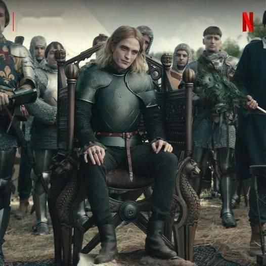  信条|《信条》来了！从暮光男到新蝙蝠侠，34岁罗伯特·帕丁森能翻身吗