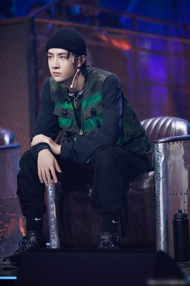  品质|王一博十年磨一剑，有品质才能走得更远，智商情商双在线