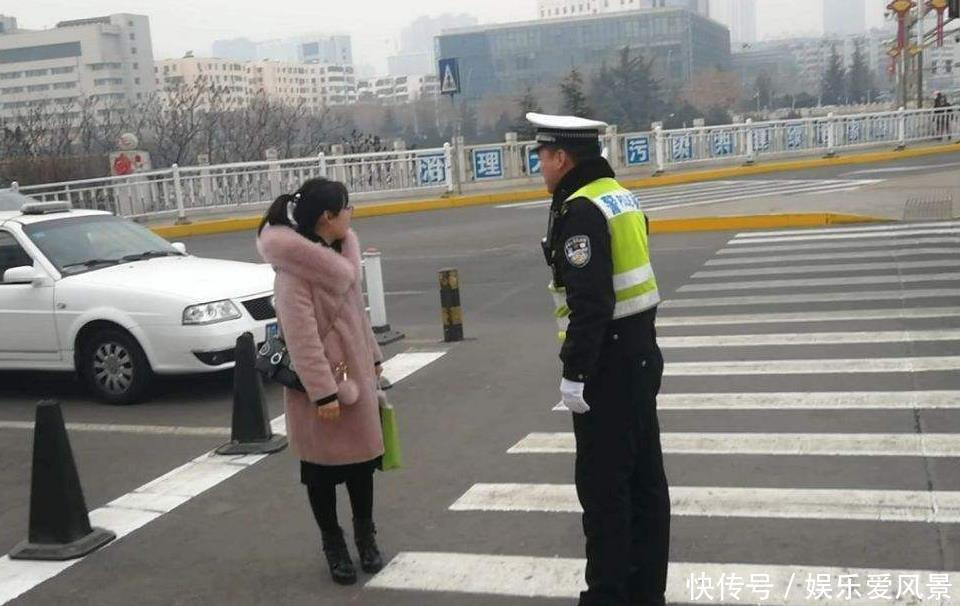 大喊|“他闯红灯，凭啥我也有责任”？面对交警处罚，车主大喊不公平