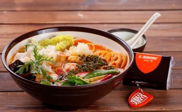 麻辣烫|中国最出名的四家麻辣烫,哪家是你的最爱