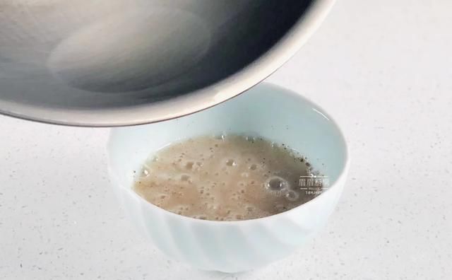  植物油|几个土豆，一碗面粉，成本不到5元，轻松搞定比肉夹馍还好吃