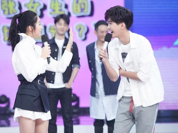  捧不红|快乐大本营：霸占11次都不火，何炅都开始嫌弃他，捧不红就算了