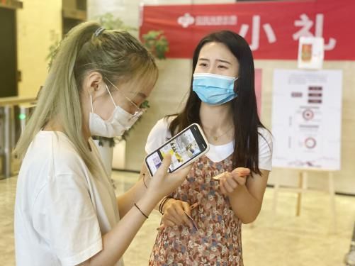 济南|“小礼大爱 为福添彩”——山东福彩走进济南万科中心