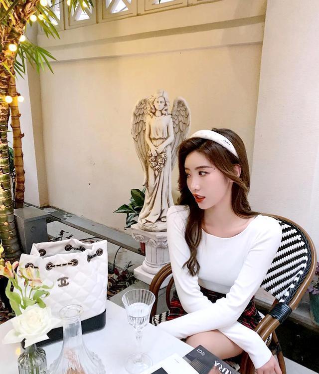 御姐|御姐风穿搭技巧,优雅时髦尽显成熟韵味,高级又有范儿