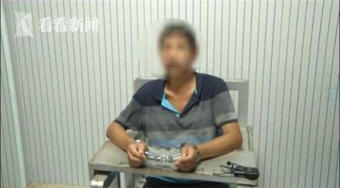 上前|老人街头推车3公里 民警上前帮忙!结果大跌眼镜