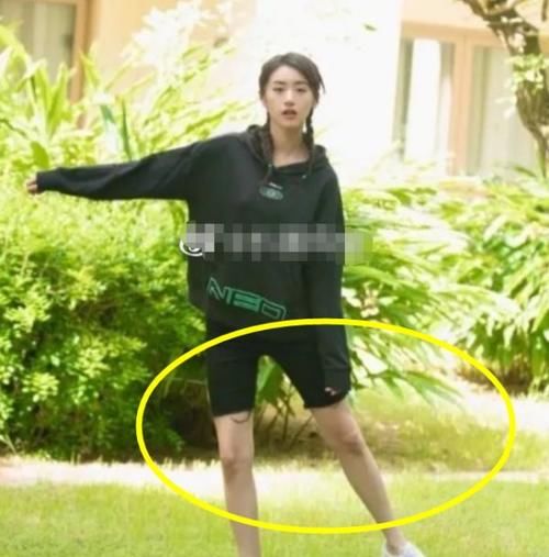  全身|怪不得袁冰妍拍戏总是半景照，镜头拉远看清全身，未修图腿型太真实