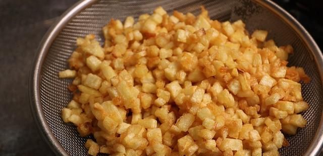 土豆|传说吃了能发财的家常下饭菜,做法简单一学就会,寓意财源滚滚