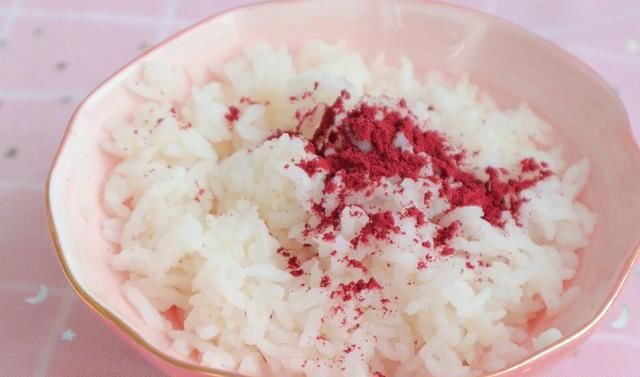  西瓜|这天真是太热啦，咬一口可可爱爱的西瓜饭团，消消暑吧