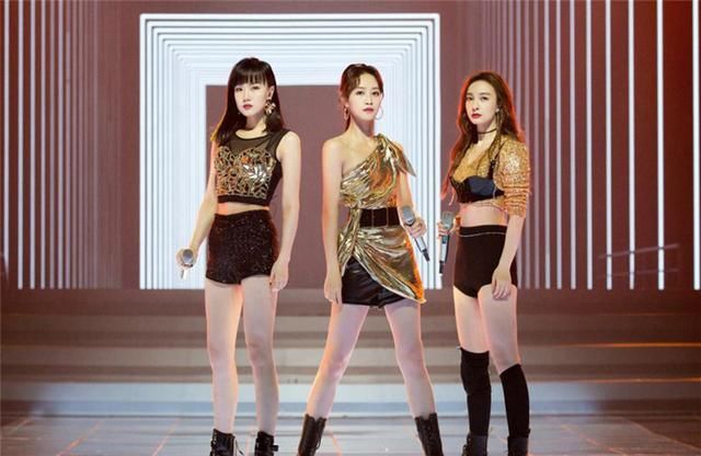  节目|综艺热度榜单新鲜出炉，《向往4》名列前三，《极挑》榜上无名？