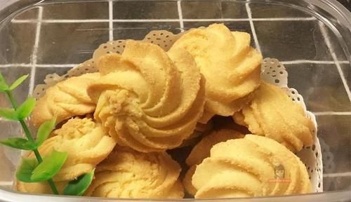 裱花袋|一碗面粉一个鸡蛋的曲奇饼干,不加黄油,一样入口即化酥掉渣