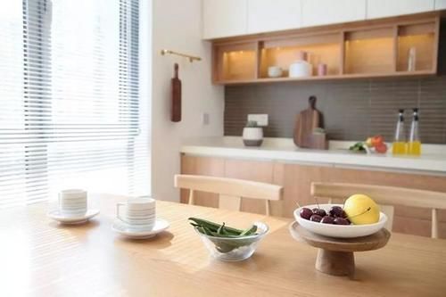  迷人|苏州夫妇130平的家，光一个厨房就把我圈粉，阳台更是迷人！晒晒