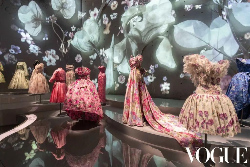 裙子|全世界最美的裙子,都藏在这个展览里