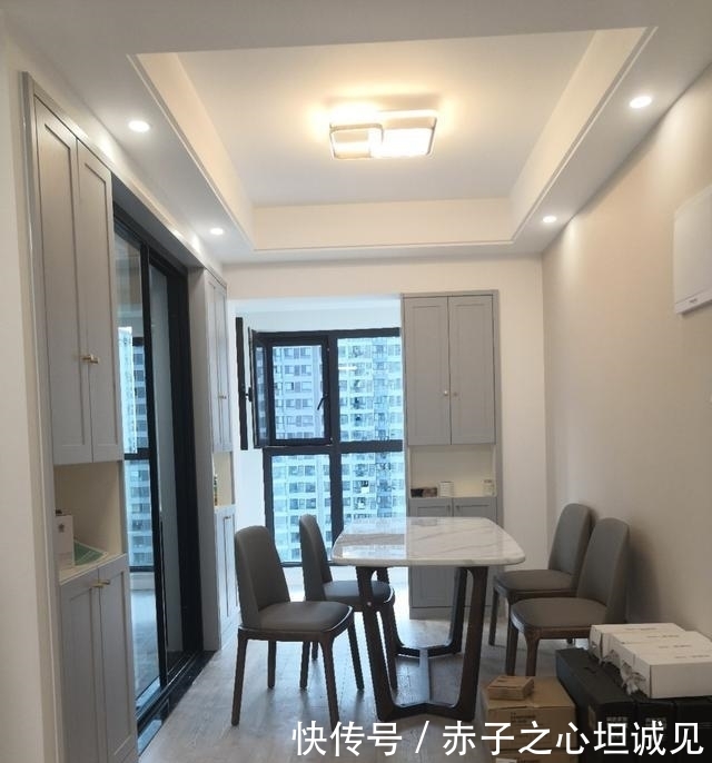 温馨|新房硬装完工就等家具搬入，全屋定制大衣柜超实用，简约温馨