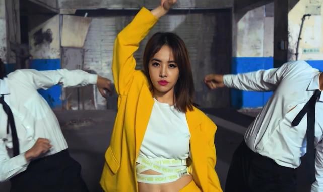  上演|《浪姐》沈梦辰王者归来，携手孟佳上演《玫瑰少年》，这次稳了