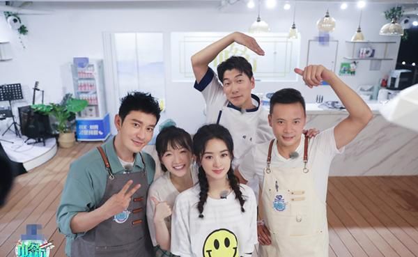  中餐厅|许飞又作妖，碰瓷《中餐厅》蹭黄晓明热度，把baby婚纱照P成自己