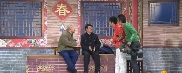  节目|现在的综艺节目，是节目中植入广告，还是广告中植入表演？