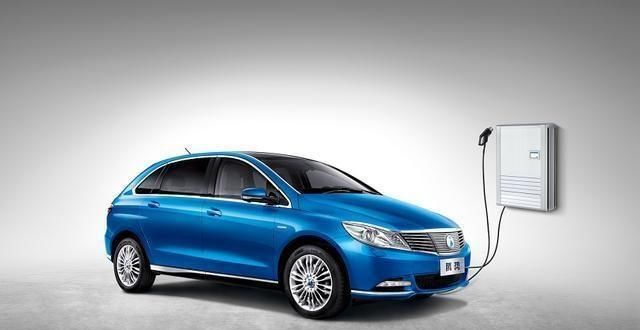  刀片|“电动爹”续航不够吗？王传福：“刀片电池”看看