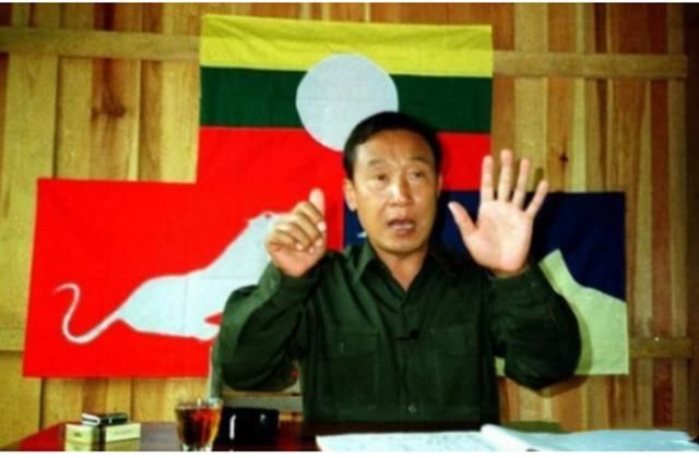 个师|真正的“大毒枭”，私人武装人数达6个师，正规军都不敢惹