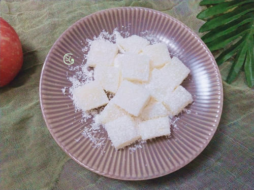 做法|秋天梨别直接吃了，试试这个做法，清甜软糯，老少都爱吃