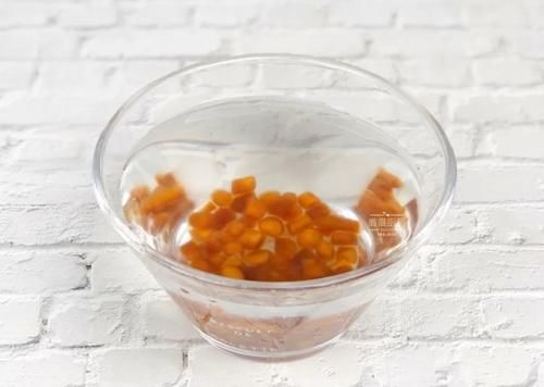  鹅妈妈钛晶|一杯能嚼着吃的奶茶，香浓丝滑，不含一点儿添加剂