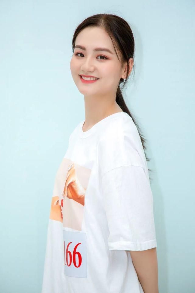  重庆|80位重庆小姐复赛选手齐亮相，小姐姐邀你投票喽！