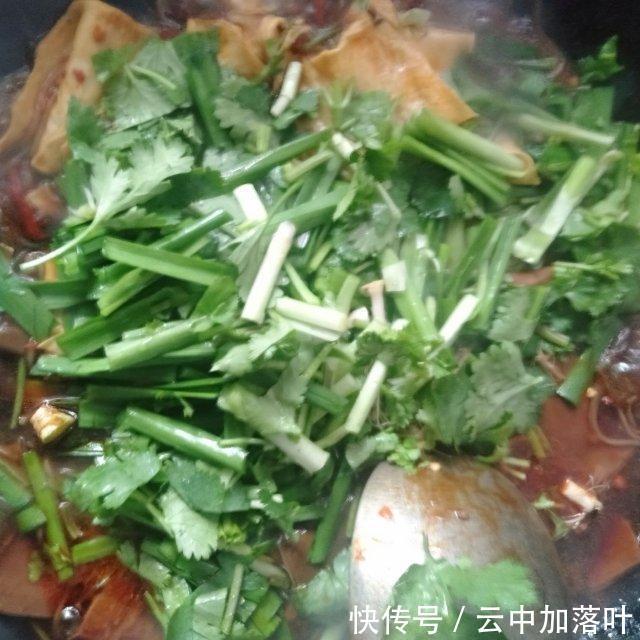 特别|酸辣血旺,酸辣鲜香,特别的开胃