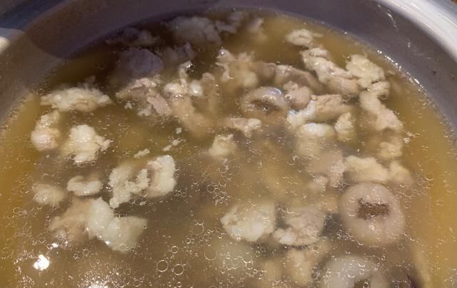  营养|天气闷热，多给家人做这汤，30块钱煮一锅，营养全面，全家都爱喝