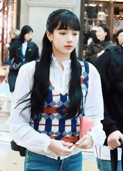  显脸|披肩发已经不流行了，今年这3种发型是真火，简单大方显脸小！