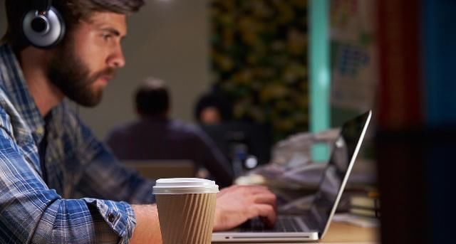  吸烟|吸烟喝酒会加速男人衰老？不要太天真，真正的衰老加速器是它