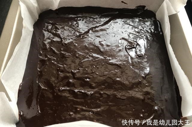 口感|教您高颜值、超赞口感的甜点,焦糖饼干布朗尼的实用家庭做法!
