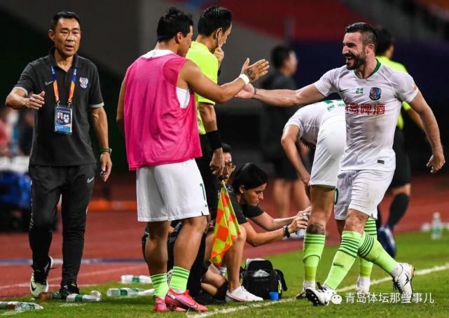 青岛|10名新援助黄海取中超队史首分，罗曼无与伦比，杨为健强于奥斯卡