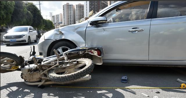  学生|触目惊心！又是学生事故，隔屏幕都痛心..........