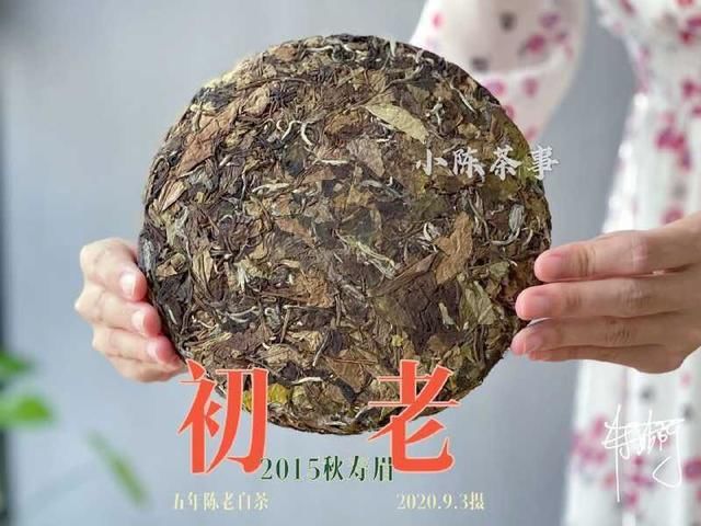 拜访|去拜访朋友，带些什么伴手礼比较好？红茶、岩茶还是白茶？真为难