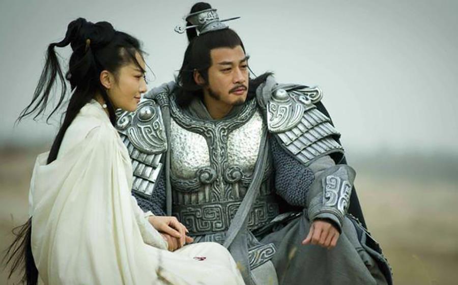 项羽|楚汉争霸中项羽为何会输给刘邦?韩信说了8个字,道破了真相