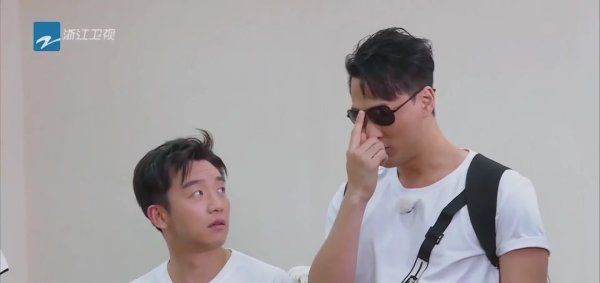  魏大勋可|跑男“最大牌”嘉宾, 开场30分钟才现身, 全程话最少却镜头最多