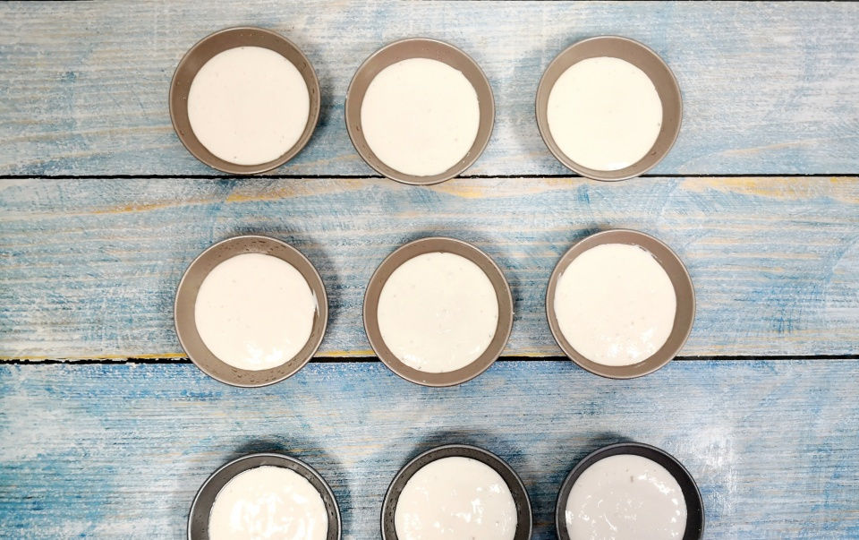  简单|自制暄软可口的大米发糕，手不沾面、简单省事，婆婆就爱这个味！