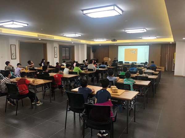  职业|范蕴若的一“跃”，中国职业围棋之路是否该有一“退”