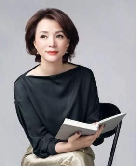  早已|为什么《朗读者》大获成功？原来董卿早已“蓄谋”已久