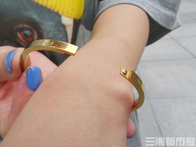 餐馆|餐馆内被人捡走卡地亚手镯，失主公布视频寻人后……