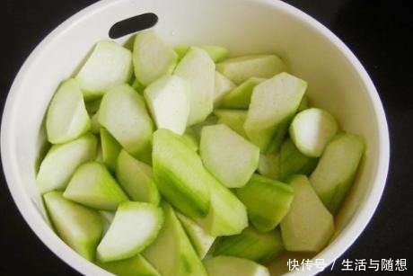 夏天|大热天,多喝白开水不如此,我隔两天坚持喝一次,补维C又补水