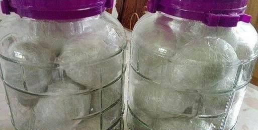  盐水|别只会用盐水腌咸鸭蛋了！教你这样腌，起沙还流油，一周就能吃