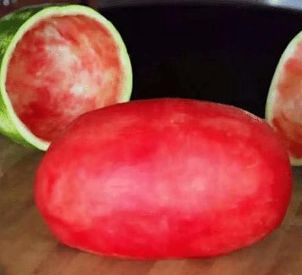 葡萄|水果皆可剥皮，葡萄橘子不算啥，看到西瓜这个一般人做不到