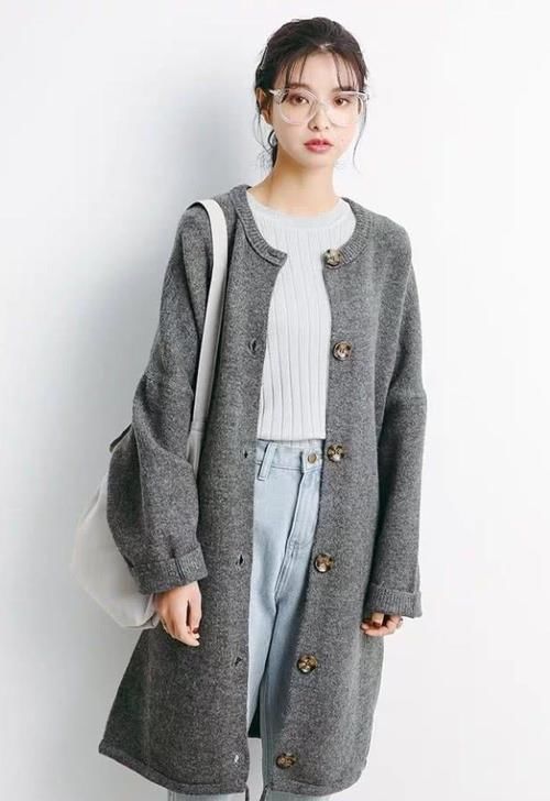 毛衣开衫|适合女神节穿的“奶奶衫”,搭牛仔裤演绎淑女风,穿去约会准没错