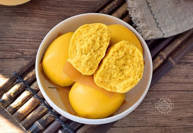  组织|一次发酵法做的南瓜馒头，表面光滑无凹陷，组织细腻，松软香甜