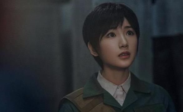  毛晓彤|毛晓彤气质好神奇，和谁都有cp感，女团上衣可以穿成好嫁风