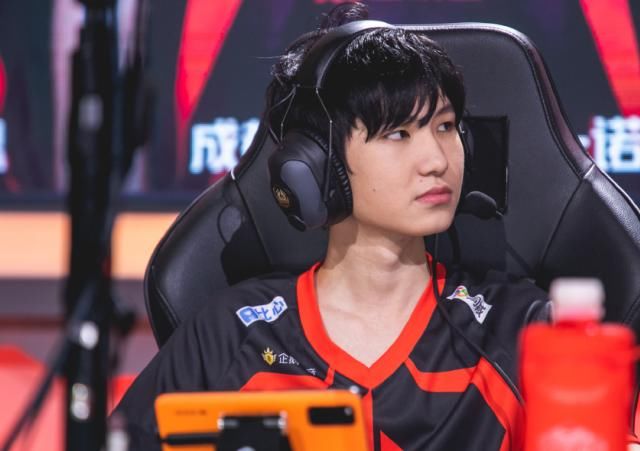  AG|助威榜一诺“一人独大”，AG超玩会“造星”成功？